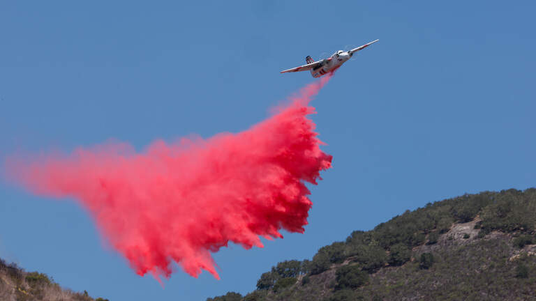 Crews battle fire on Pismo Beach hillside