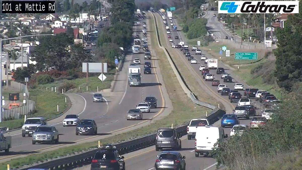 Heavy traffic can be seen Friday morning on Highway 101 in Pismo Beach, 10 miles south of San Luis Obispo.