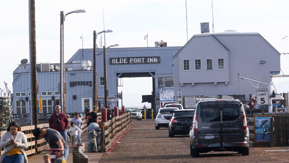 Olde Port Inn restaurant on the Harford Pier has closed its doors after almost 50 years in business.