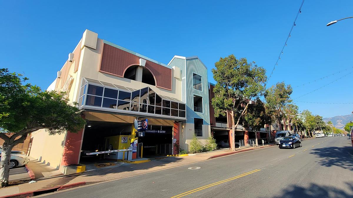 San Luis Obispo County residents who sign up for the Park Local program will get a free hour of parking in the Palm Street structure.