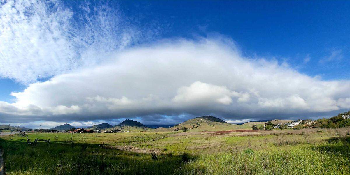Storm clouds roll in on the evening of March 27, 2022, in a view from Los Osos Valley Road and Foothill Boulevard.