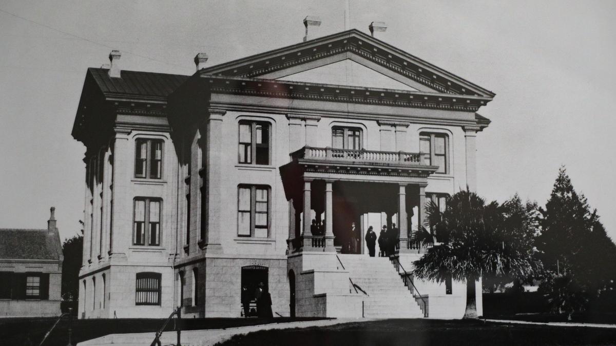 This Greek Revival-style courthouse in San Luis Obispo was built on Osos Street in 1873, It was soon too small and the brick Hall of Records was built at right in 1888 at the corner of Osos and Palm Streets. Both were demolished in 1940 to make way for the Civic Moderne-style building in use today.
