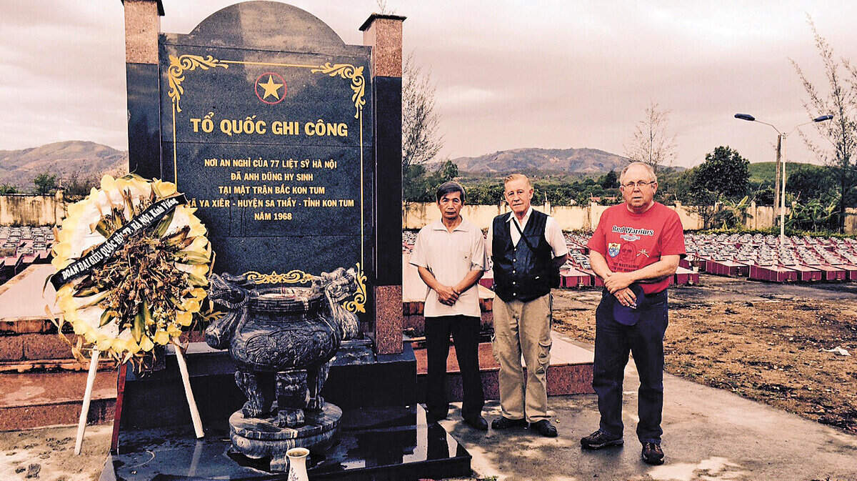 Paul Ogren, right, his platoon mate Ron Reddy, and one of his guides on his Vietnam tour.