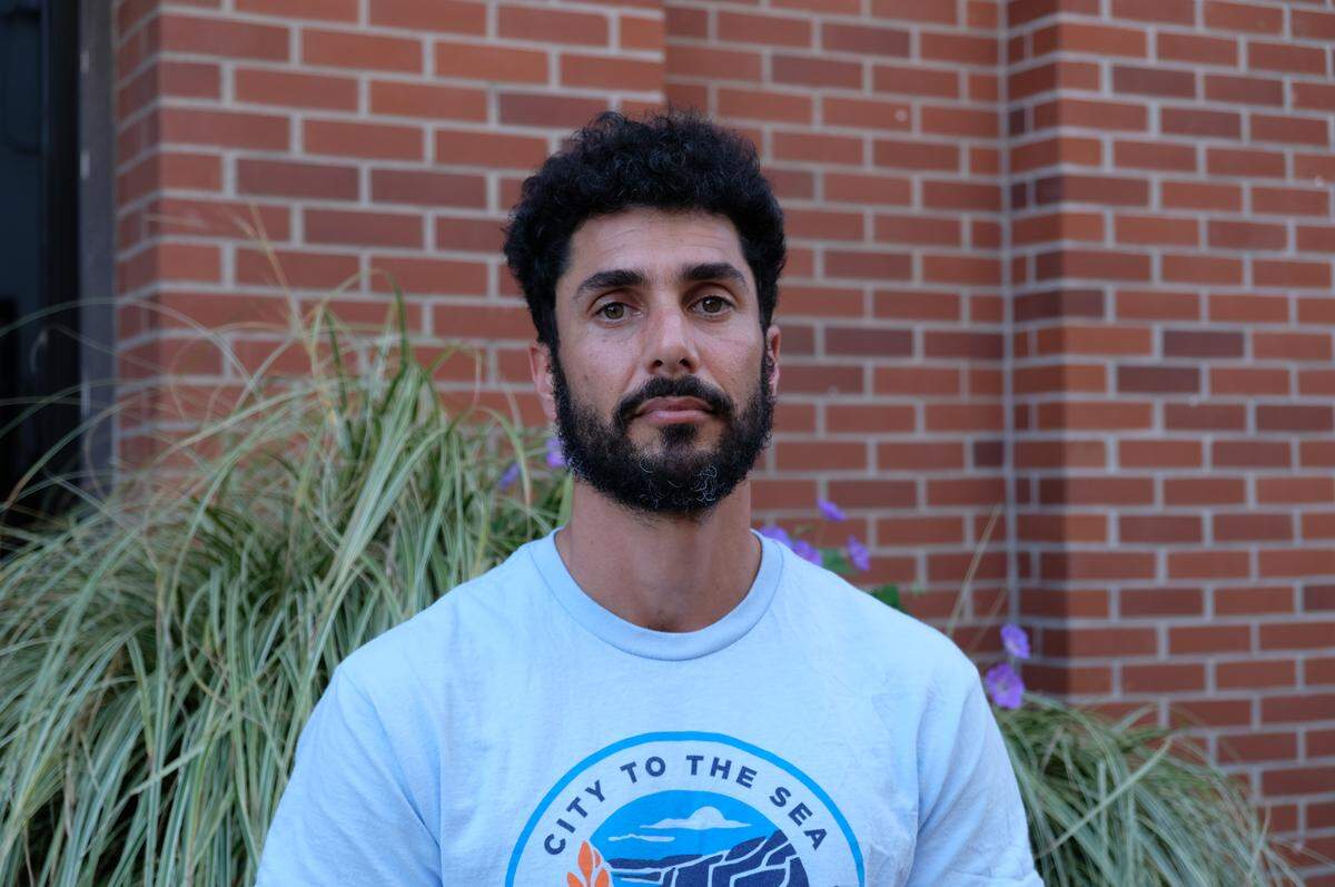 Jehan Mirzaei, a former teacher at Atascadero Middle School, publicly announced his resignation at a school board meeting on Feb. 3, 2026, citing concerns about the administration’s response to fears of ICE among students and staff.