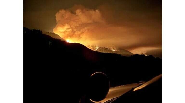 Vegetation fire in Big Sur burns 800 acres, forces evacuations