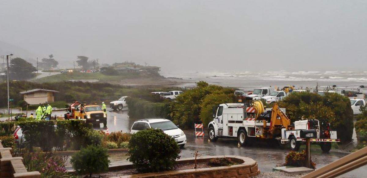 SoCalGas crews respond to an undermined gas line in Old Creek near Studio Drive in Cayucos.