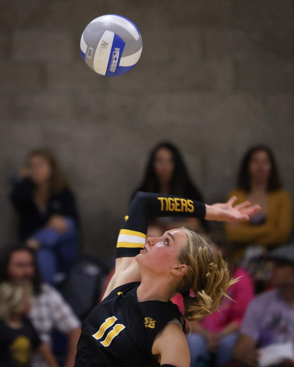 Tea Aebischer hits for the Tigers. Cowitz Gymnasium at Mission Prep was full and loud as the San Luis Obispo Tigers girls volleyball team beat the Royals 3-0 Sept. 26, 2023.