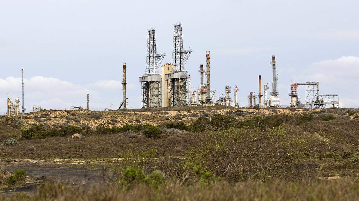 The Phillips 66 refinery on the Nipomo Mesa.