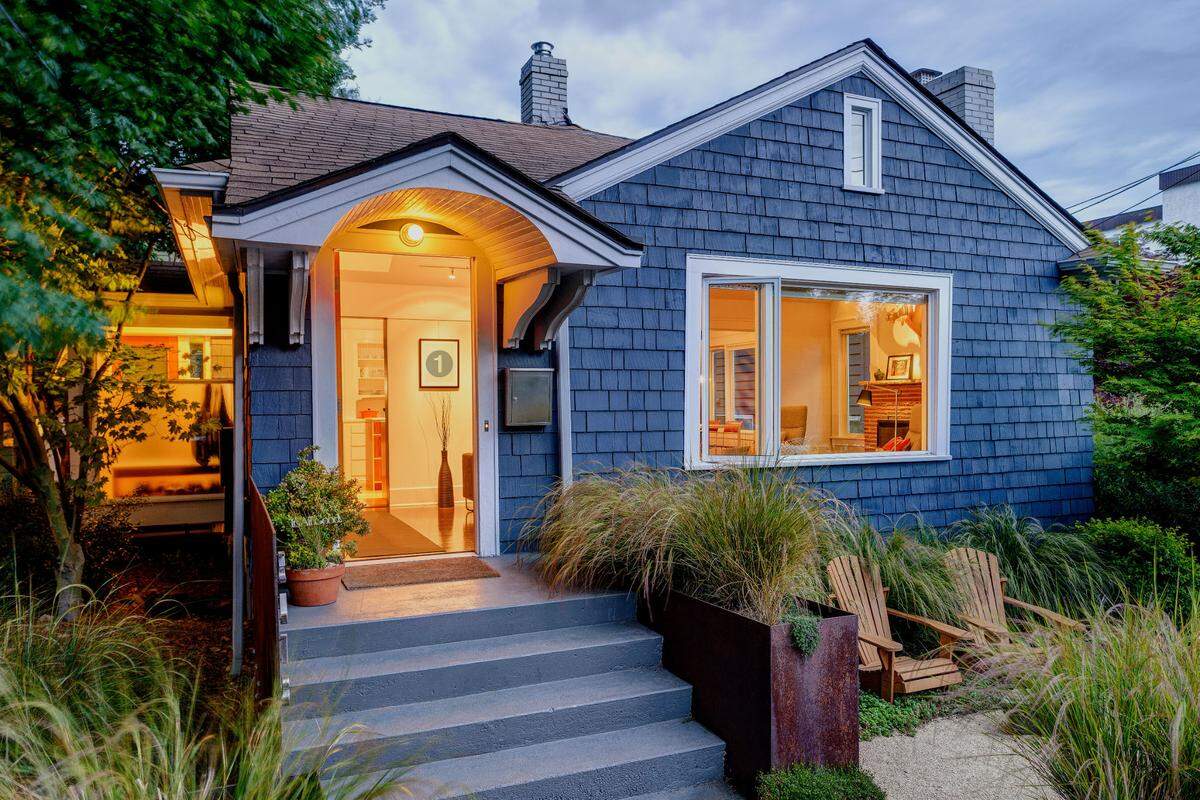 The median price of an existing single-family home sold in San Luis Obispo County in June 2025 was $880,000, according to data from the California Association of Realtors.