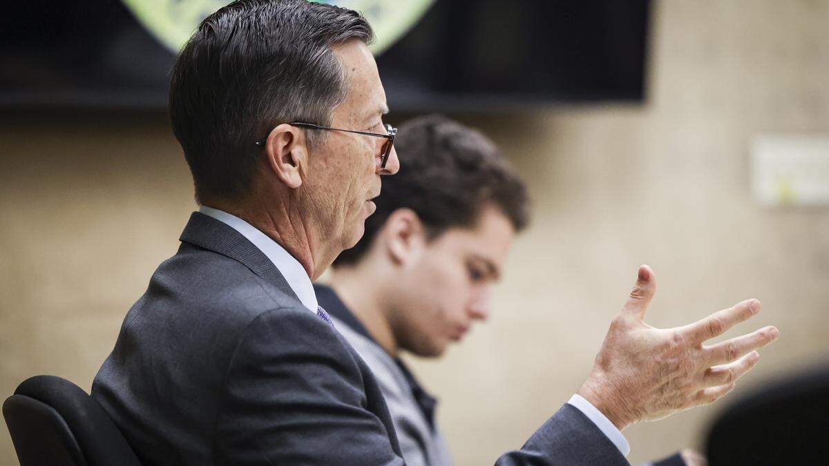 Attorney Matthew Kraut, front, asks questions on behalf of client Tyler Stevens at preliminary hearing on Dec. 10, 2025. Stevens is charged with the murder of Todd Joseph Pinion, who was last seen alive Oct. 23, 2024.