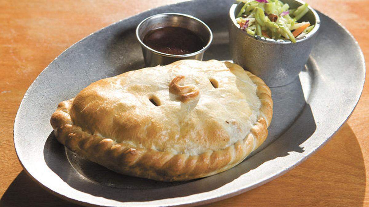 If you’re a fan of pot pies, calzones or even turnovers, your taste buds will be happy to discover the 'Authentic Cornish Pasties with a California Twist' at SloCo Pasty Company. Read more »