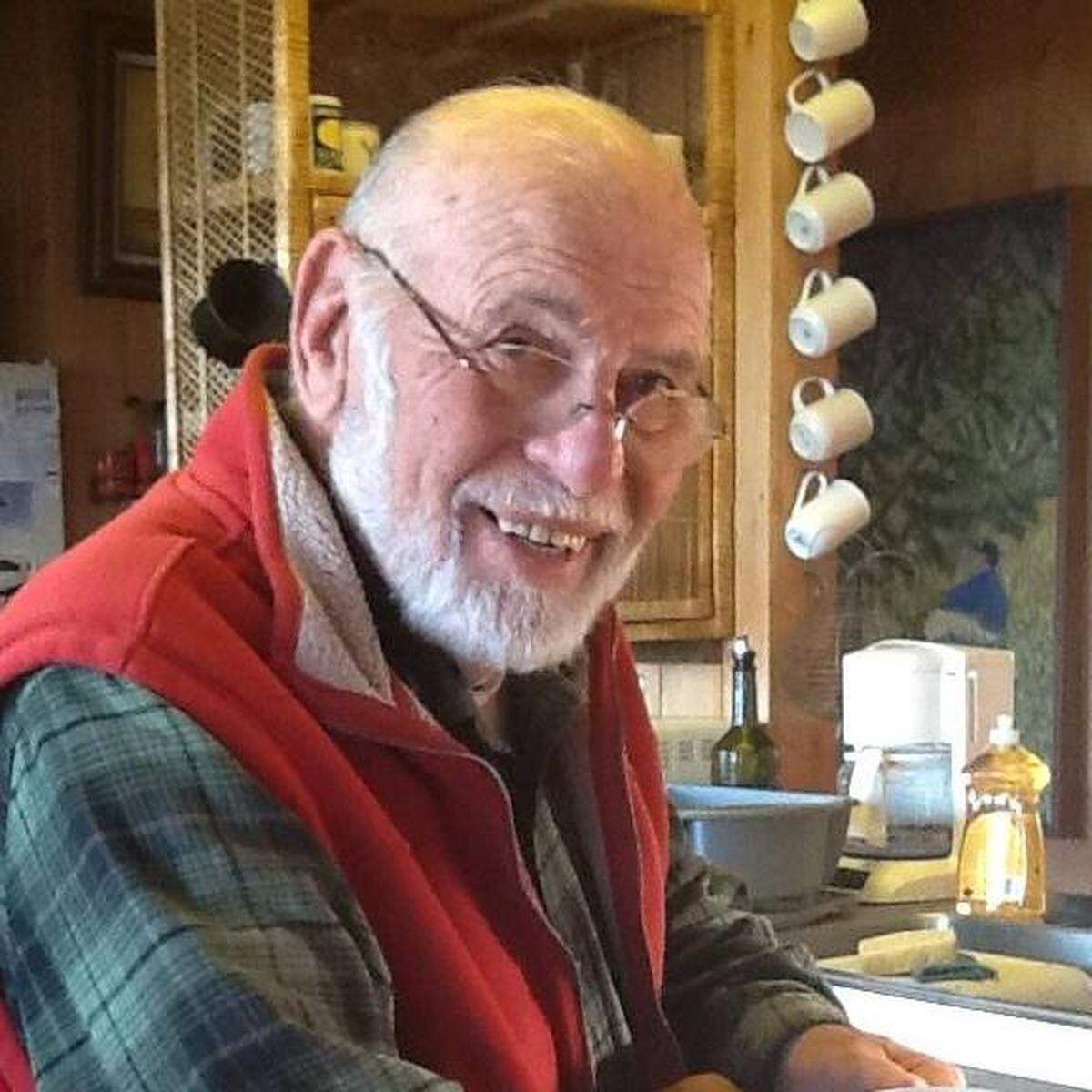 Larry Bross, a 90-year-old former history teacher and community activist, was found dead in his Oceano home on Jan. 23, 2019. David Krause of Grover Beach has been arrested after DNA evidence linked him to the killing.