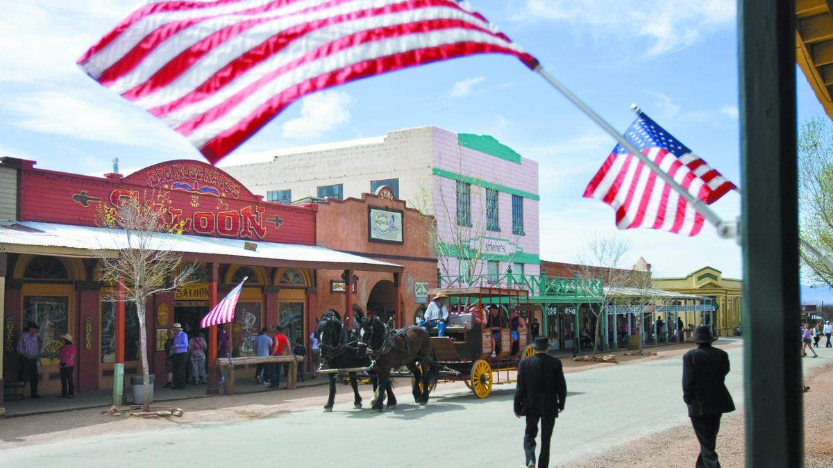 Tombstone strives to create a 1880s atmosphere with many residents dressing in period garb. Narrated carriage tours are available.