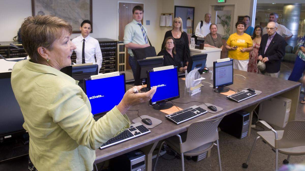 Former County Clerk-Recorder Julie Rodewald, who retired in 2014, says the job needs someone who can "hit the ground running."