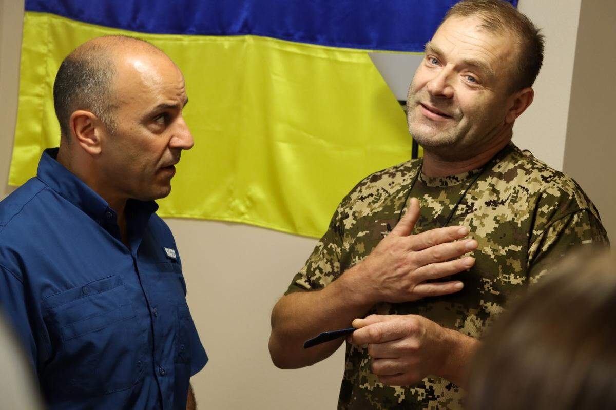 Congressman Panetta speaks with a wounded Ukrainian veteran.