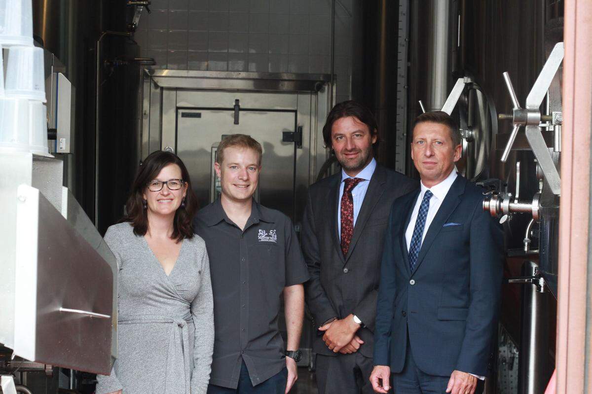 Paderewski Festival board member Krysta Close, Firestone Walker Venice brewhouse manager Evan Partridge, Polish Culture Consul Ignacy Żarski and Jarosław J. Łasiński, consul general of the Republic of Poland in Los Angeles, at Firestone Walker’s Propagator pilot R&D brewhouse, where the Paderewski Porter was brewed.
