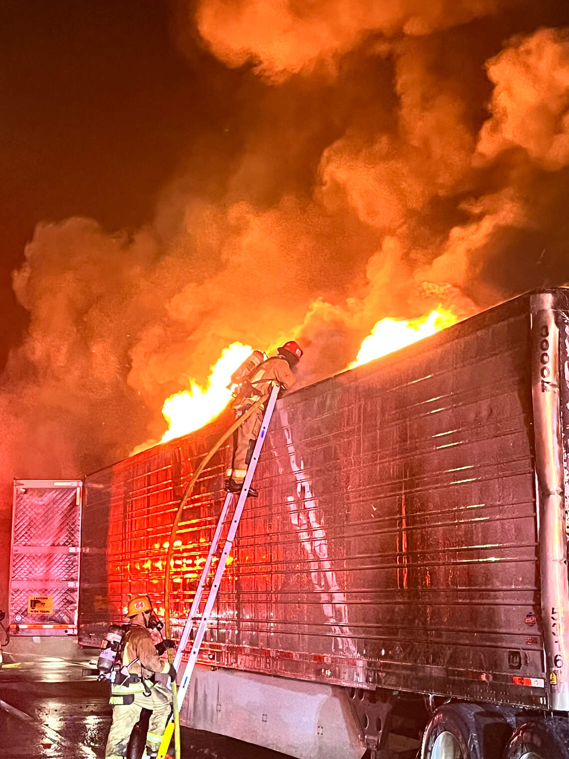 Big rig catches fire on Highway 101 in Pismo Beach | San Luis Obispo ...