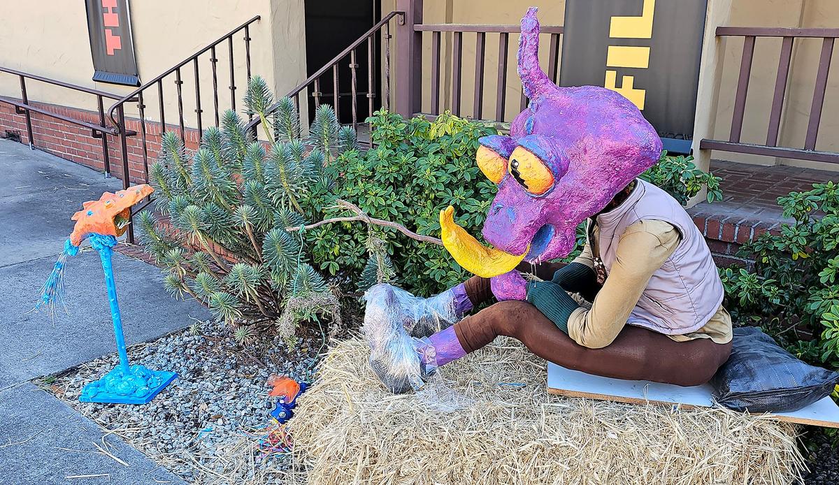 Cambria’s Scarecrow Festival is back. It runs the entire month of October. Whimsical alien scarecrow sculptures in front of Cambria Center for the Arts