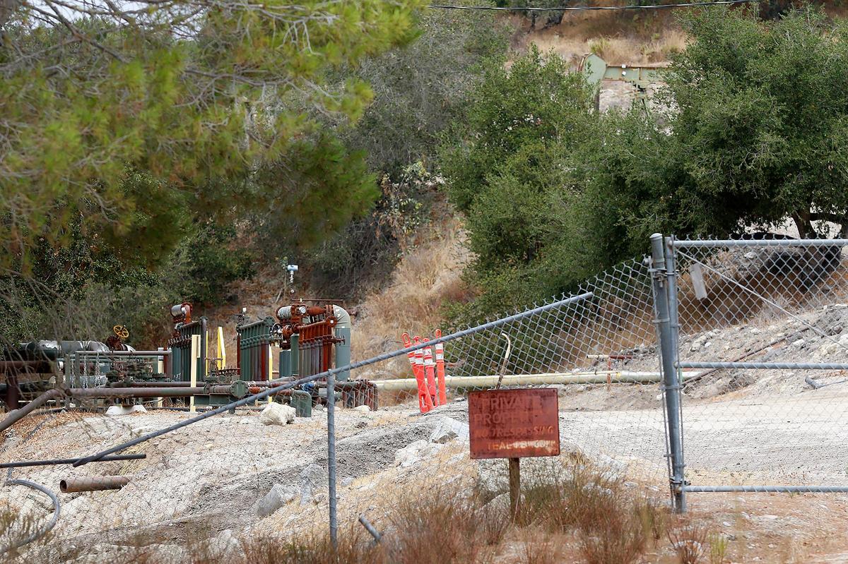 A new well, “17H-2 R,” has been approved by the state and county to be constructed in the area of the orange cones at the Arroyo Grande oil field off Price Canyon Road. This new well is illegal, according to the Center for Biological Diversity, because the permit to build new wells on the property expired in 2015.