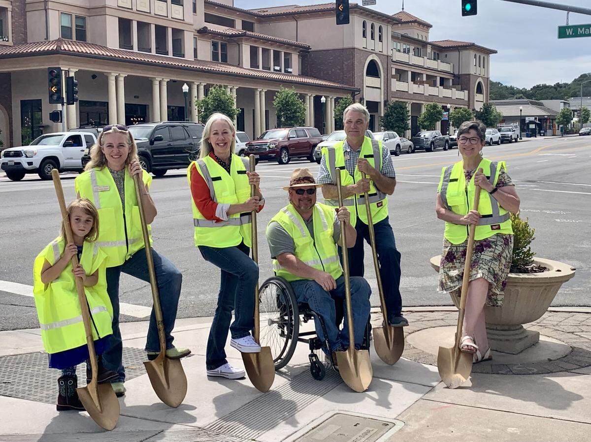 Atascadero will reduce El Camino Real to two lanes downtown, adding a median with angled parking and landscaping. Construction started on June 10, 2024.