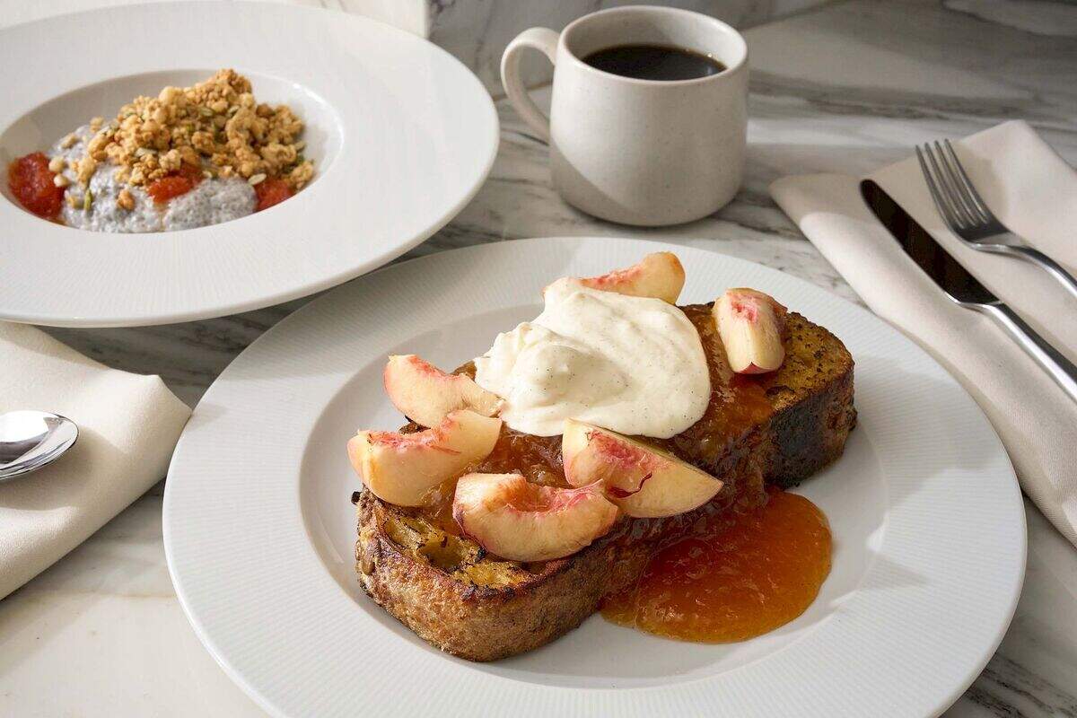 Breakfast at Pine Street Bistro ranges from classic favorites to California-inspired dishes, making it a convenient starting point for guests exploring downtown Paso Robles and locals meeting over coffee.