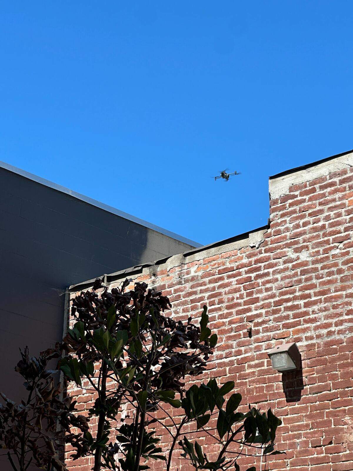San Luis Obispo police blocked off Marsh and Garden streets downtown Sept. 9, 2025, due to a person barricaded inside Hotel Cerro. A police drone could be seen flying overheard around 11:40 a.m.