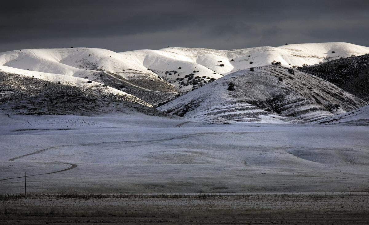 Jan. 24, 2008: Snow off Highway 41 East near Cholame.