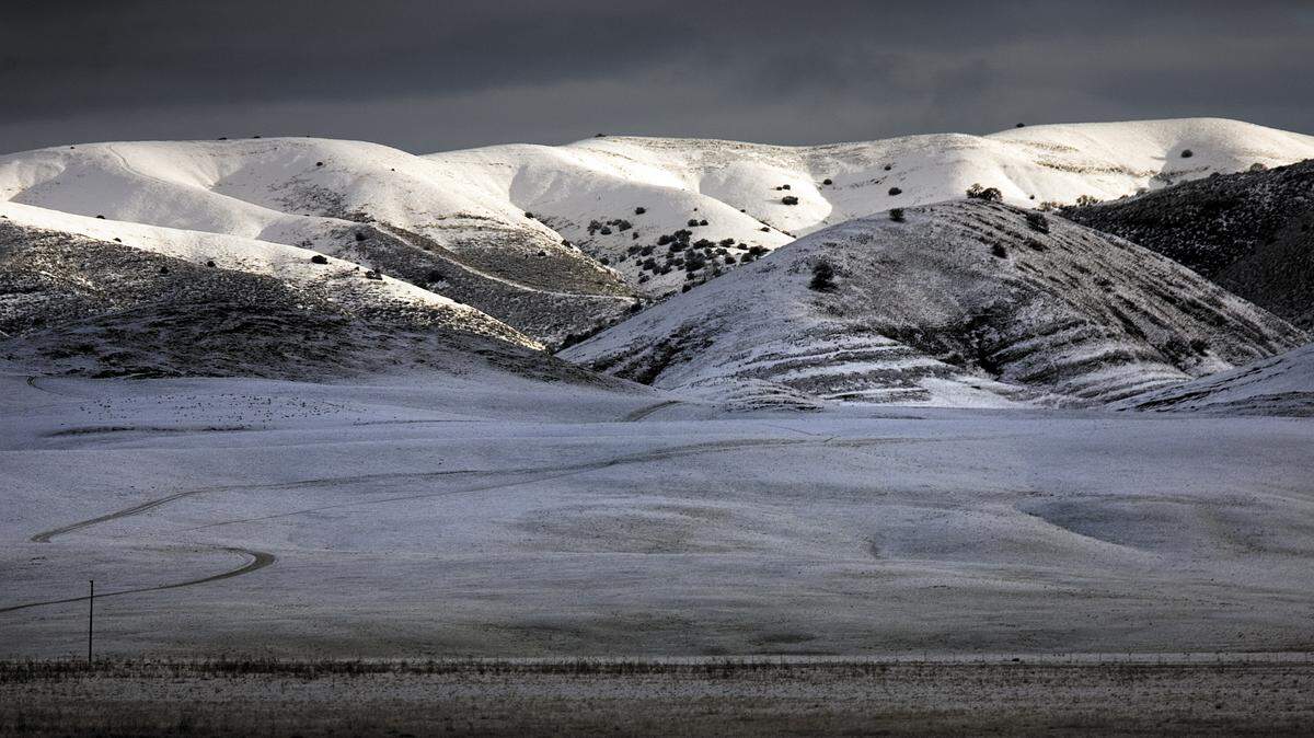 Jan. 24, 2008: Snow off Highway 41 East near Cholame.