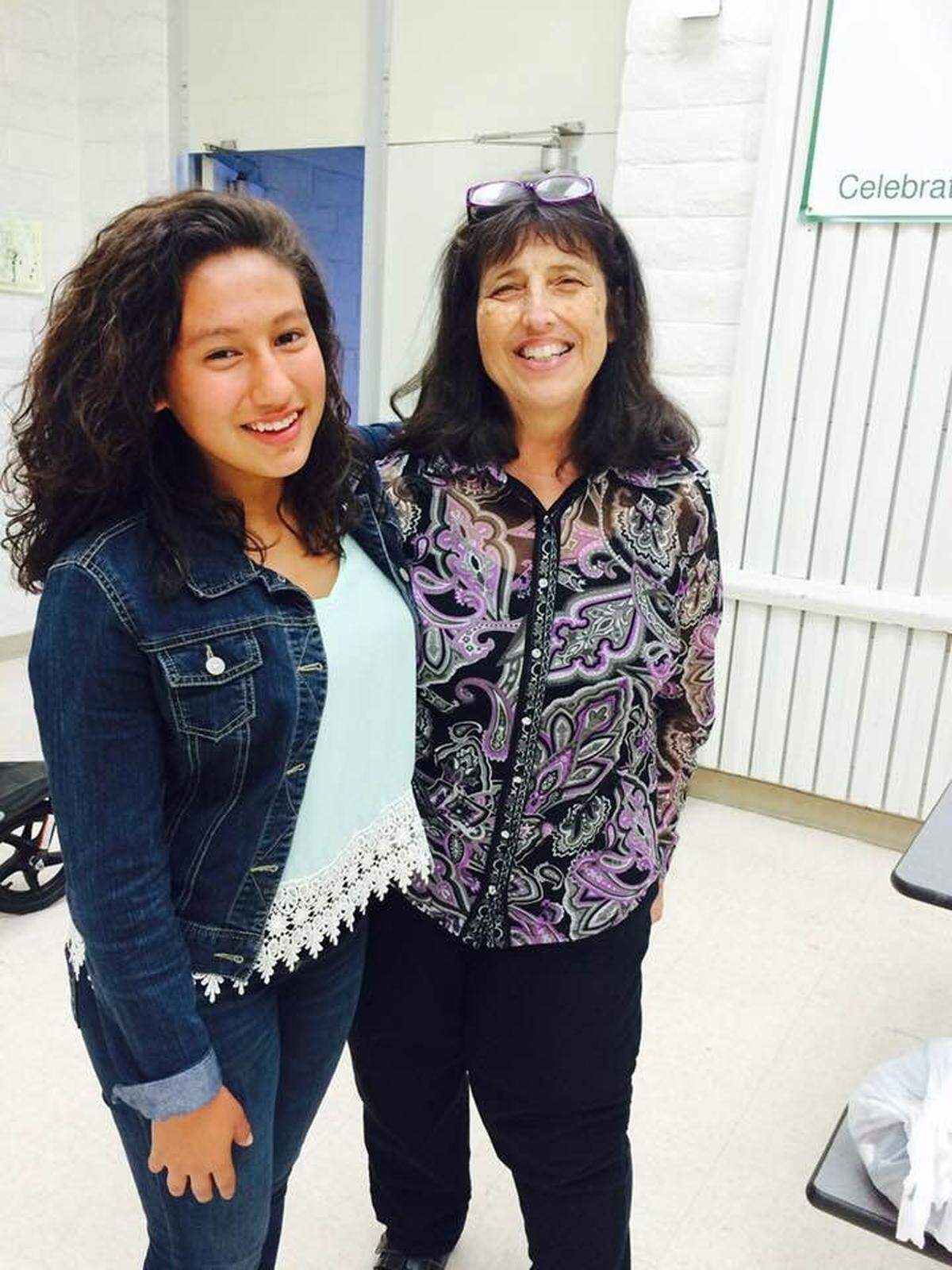 Andrea Blanco with former student Ariadna Maza Rodriguez.