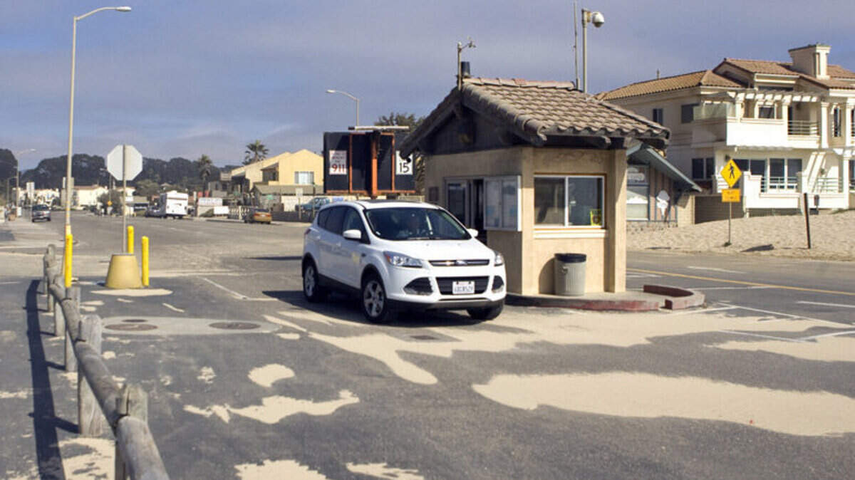 The Pier Avenue entrance to the Oceano Dunes State Vehicular Recreation Area.
