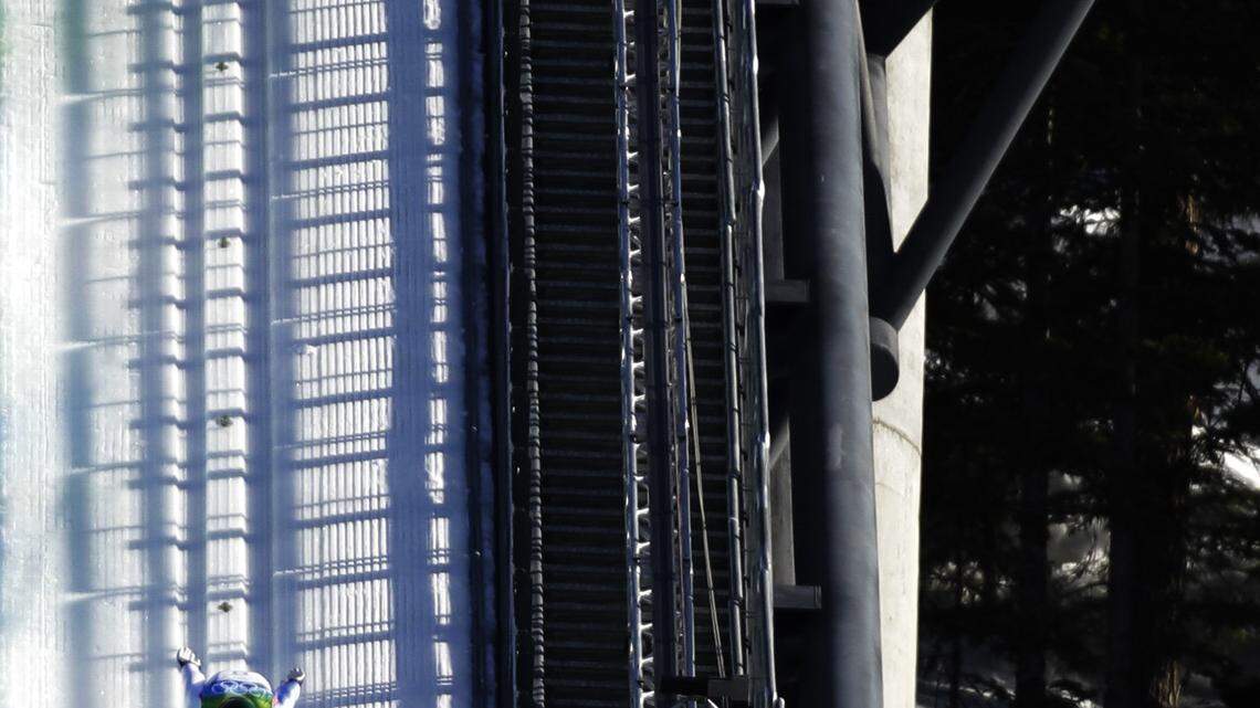 U.S. teen finishes 32nd in ski jumping