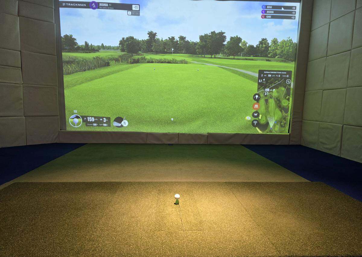 The Trackman system at Paso Par uses sensors, projection and radar to create a realistic indoor golfing experience. The system can generate over 400 golf courses throughout the world, even accounting for the location’s elevation.