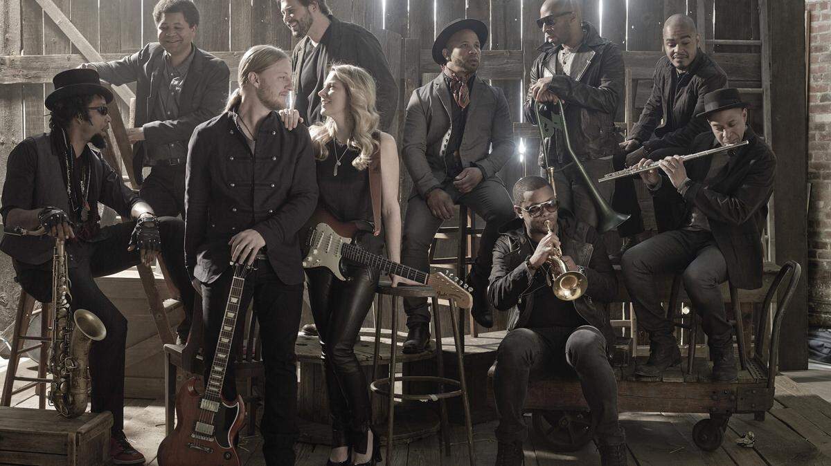 Tedeschi Trucks Band will perform at Vina Robles Amphitheatre in Paso Robles.