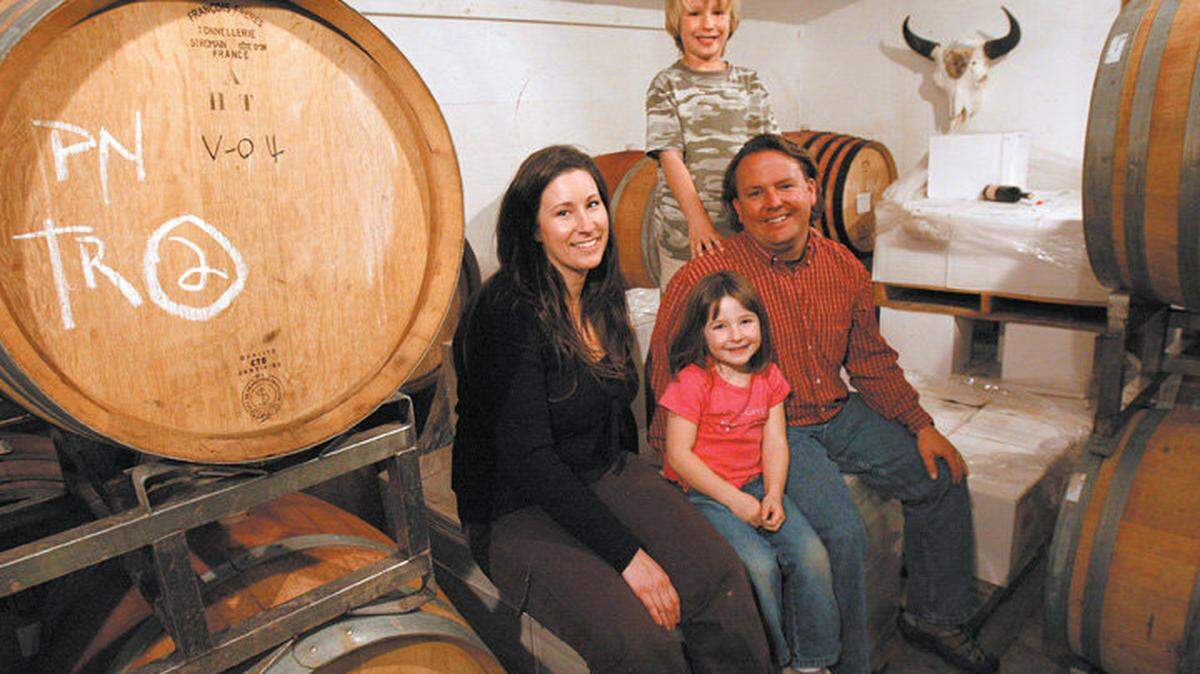 Mike Sinor and his wife, Cheri LaVallee-Sinor, with their kids Esmee and Tomas, in 2007, shortly after starting their own wine label, Sinor-LaValle.