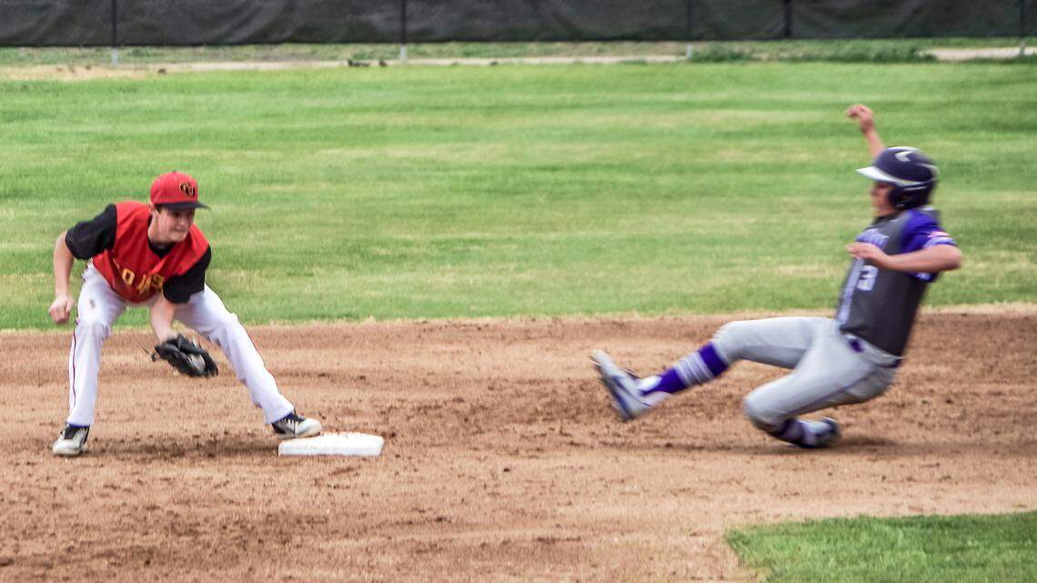 Mission Prep uses big inning to rally past Coast Union