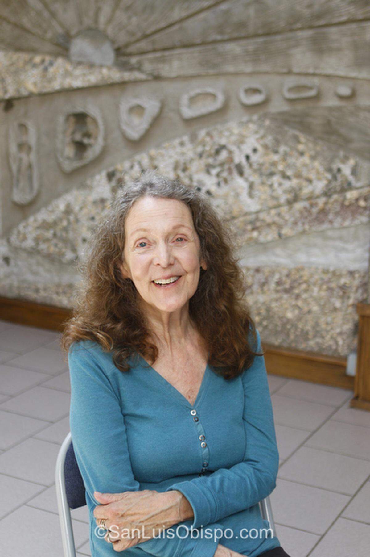 Linna Thomas co-founded Coalesce Bookstore in Morro Bay in 1973. She is remembered for her dedication to her community and her warm, engaged presence.