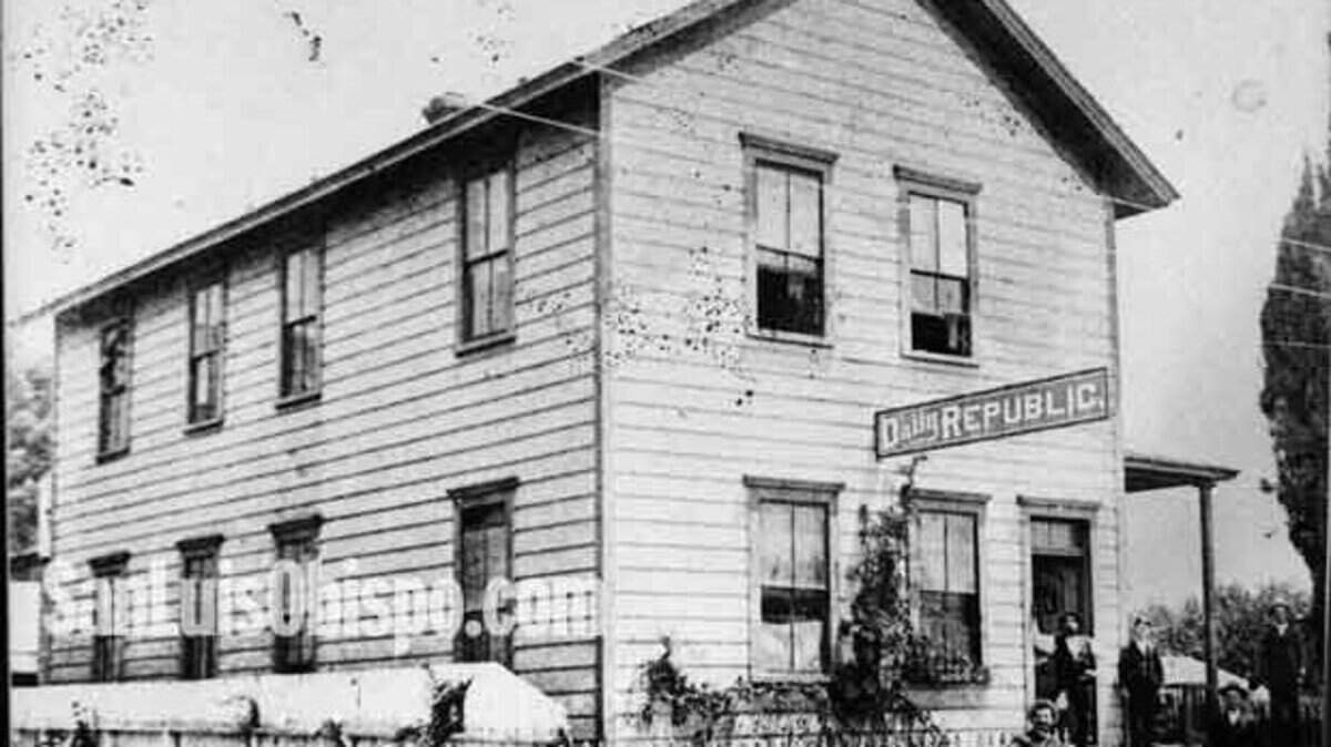 SAN LUIS OBISPO'S FIRST DAILY NEWSPAPER
The Daily Republic had offices on Morro street between Marsh and Higuera. 
The house was built by H.S. Rembaugh for the Tribune and his print shop. It would later be the home to many of the later competitors to the Tribune. The building was moved and still exists as the oldest commercial wood frame building in San Luis Obispo.
