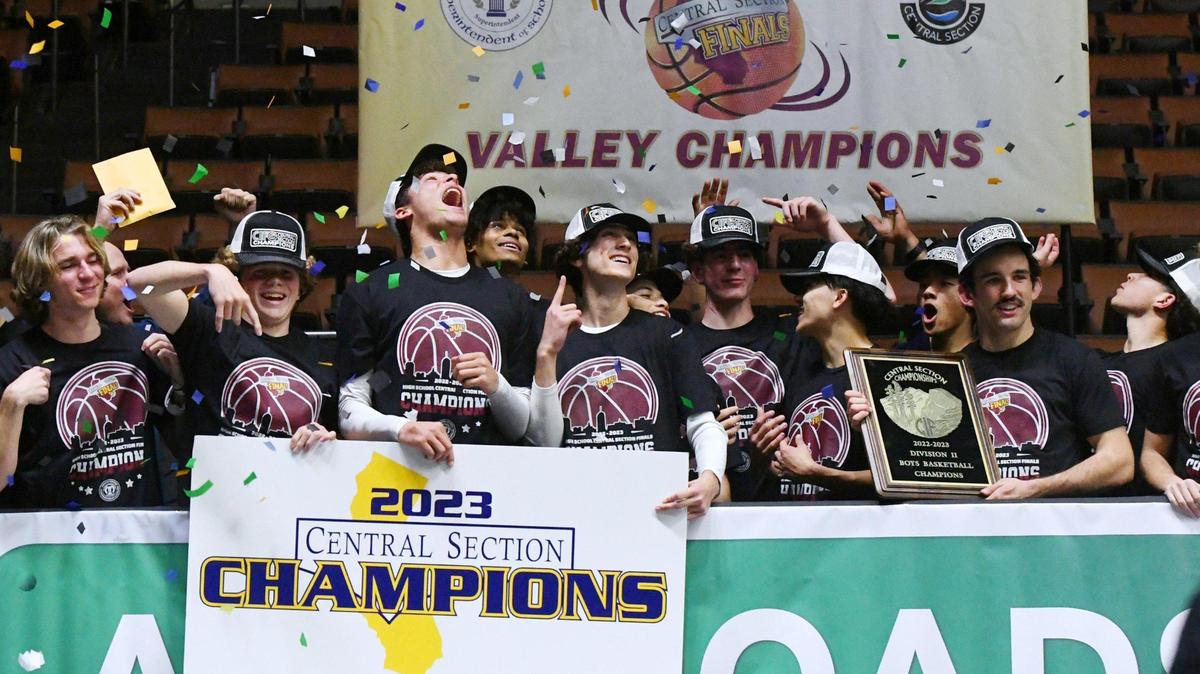 Arroyo Grande celebrates its 59-30 win over Porterville at the CIF Central Section Division 2 basketball championship Friday, Feb. 24, 2023, in Fresno.