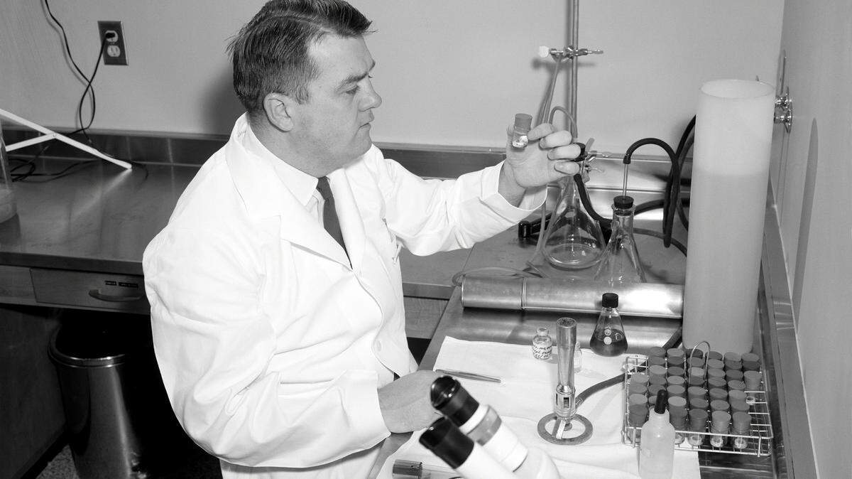 Dr. Donald Pinkel conducted research on childhood leukemia and developed a cure for the most common form of cancer found in children.