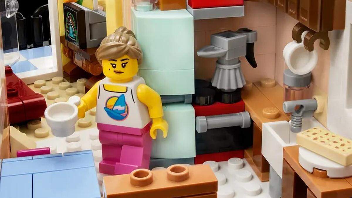 Alex Sahli, a third-year computer science student at Cal Poly, designed an Italy-inspired Lego set through the Lego Ideas program. One of the 10 minifigures is a woman making coffee.