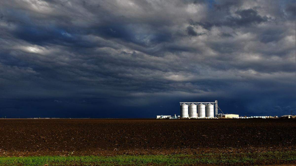 Clouds gather in the skies above the southern San Joaquin Valley near Taft during a storm.