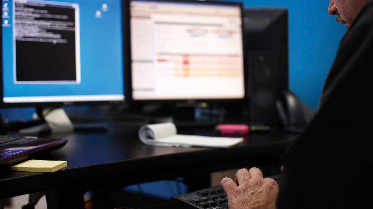 Digital West provides services that include colocation, email and Web hosting, fiber-optic networks, managed networks and cloud computing. 