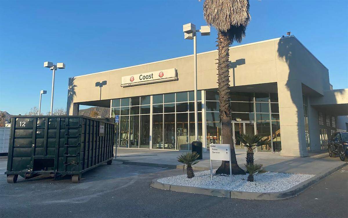 A Porsche dealership will open at the former BMW location on Los Osos Valley Road in San Luis Obispo.