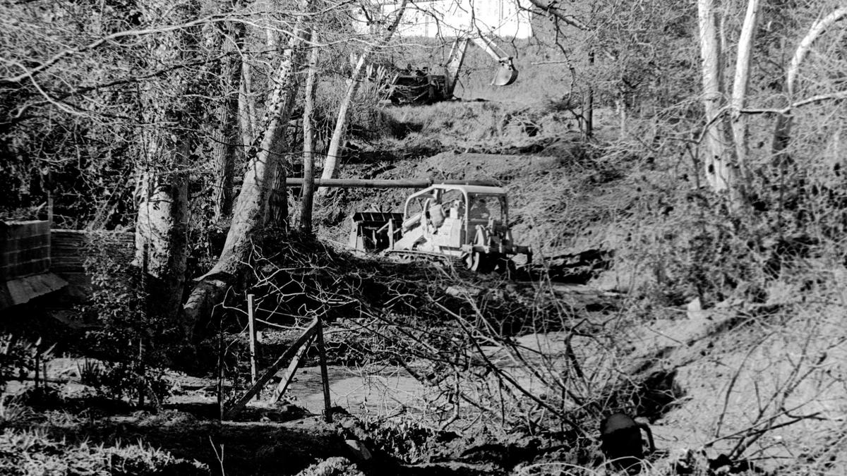 After flooding earlier in the month, the San Luis Obispo City Council took a tour of creek work Jan. 26, 1973.