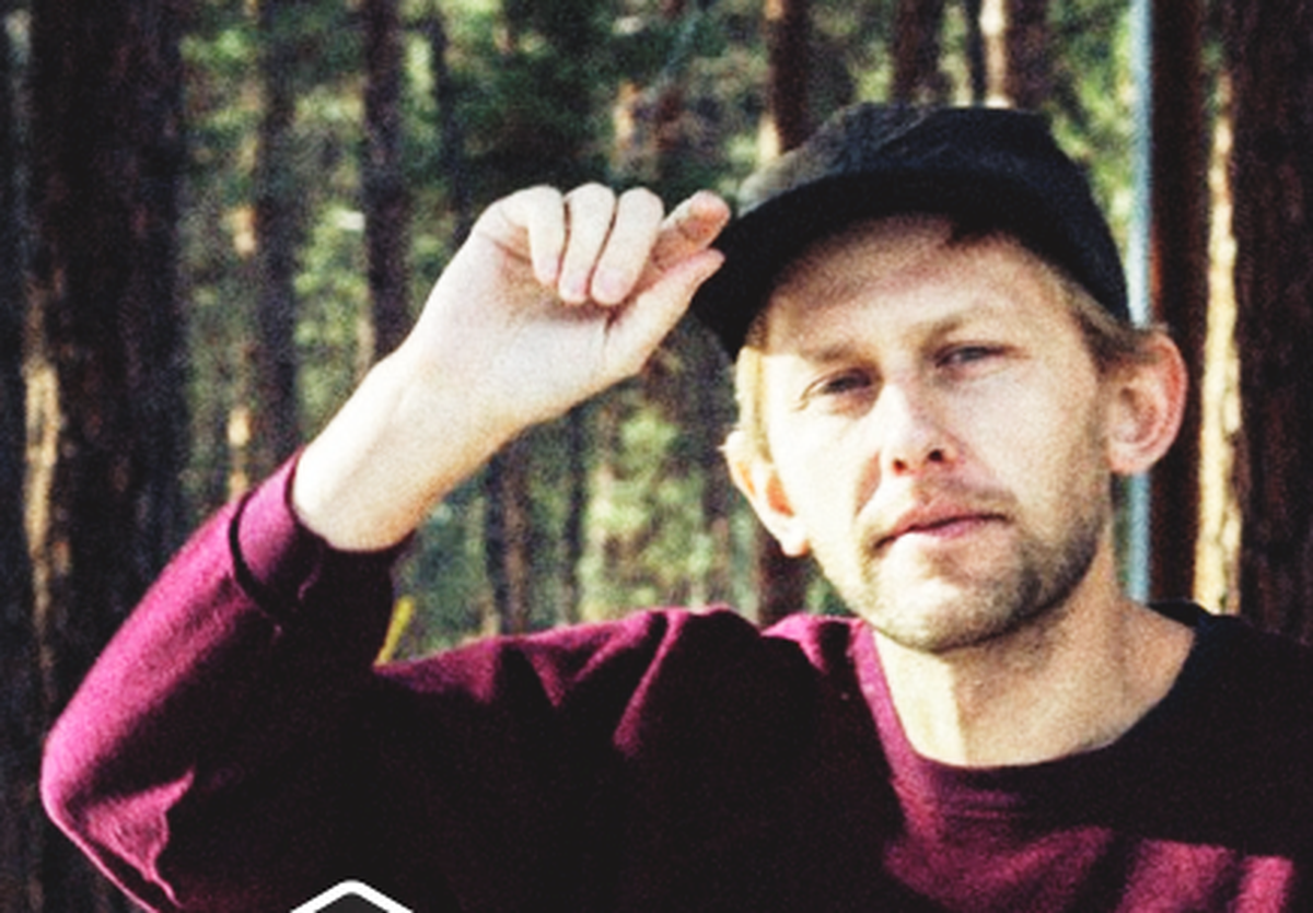 Acclaimed singer/songwriter Van William of “Revolution” fame is a Coast Union High School graduate.