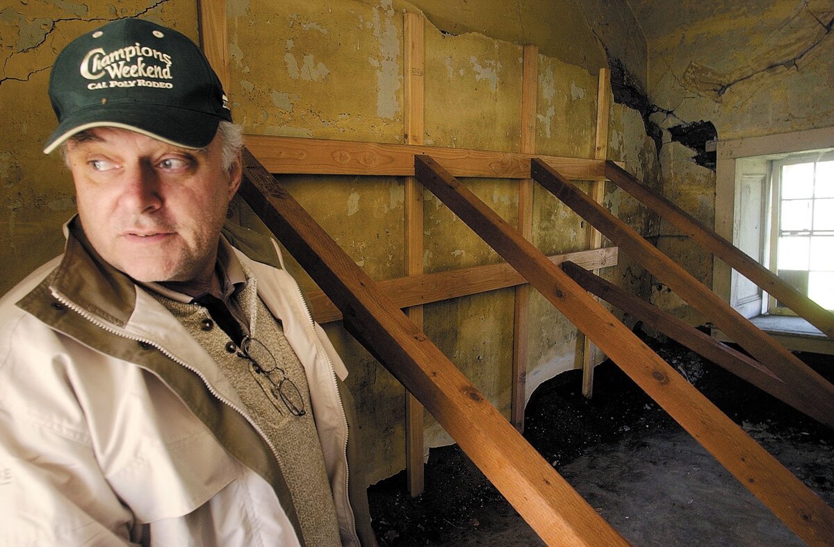 Rob Rossi shows cracked adobe walls held into place by supports in one of three adobes that used be the priest’s quarters at Santa Margarita Ranch. The San Simeon Earthquake turned the bottom 6 inches of the walls into powder.