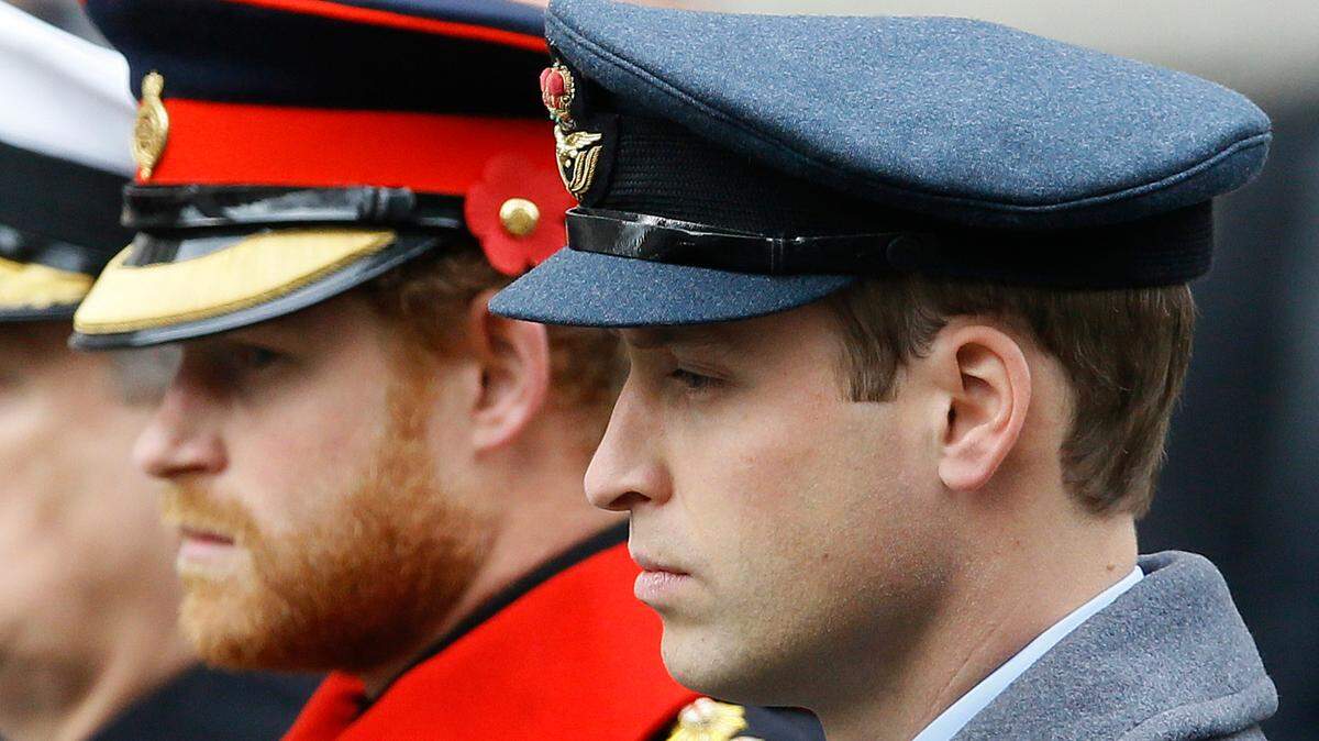 In this Nov. 8, 2015 file photo, Britain’s Prince William, right, and Prince Harry attend the Remembrance Sunday ceremony at the Cenotaph in London. The brothers’ feud inspired Tribune columnist Linda Lewis Griffith to think about family squabbles.