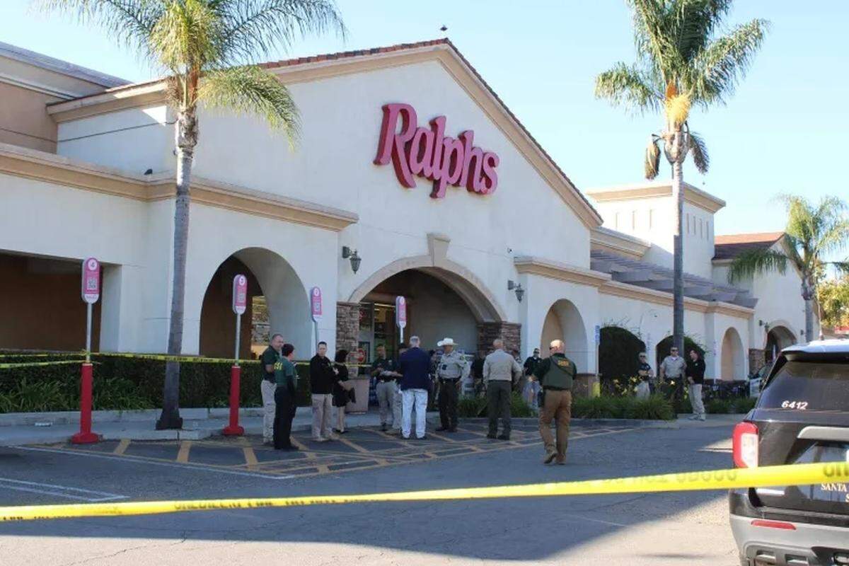 Police tape cordons off the Ralph’s grocery store at 5170 Hollister Ave. in Goleta on Monday afternoon, Oct. 20, 2025. Sheriff’s deputies responded to the report of an assault inside and when they attempted to arrest the man, “there was an altercation and the suspect was shot” by law enforcement, department spokesperson Raquel Zick said.