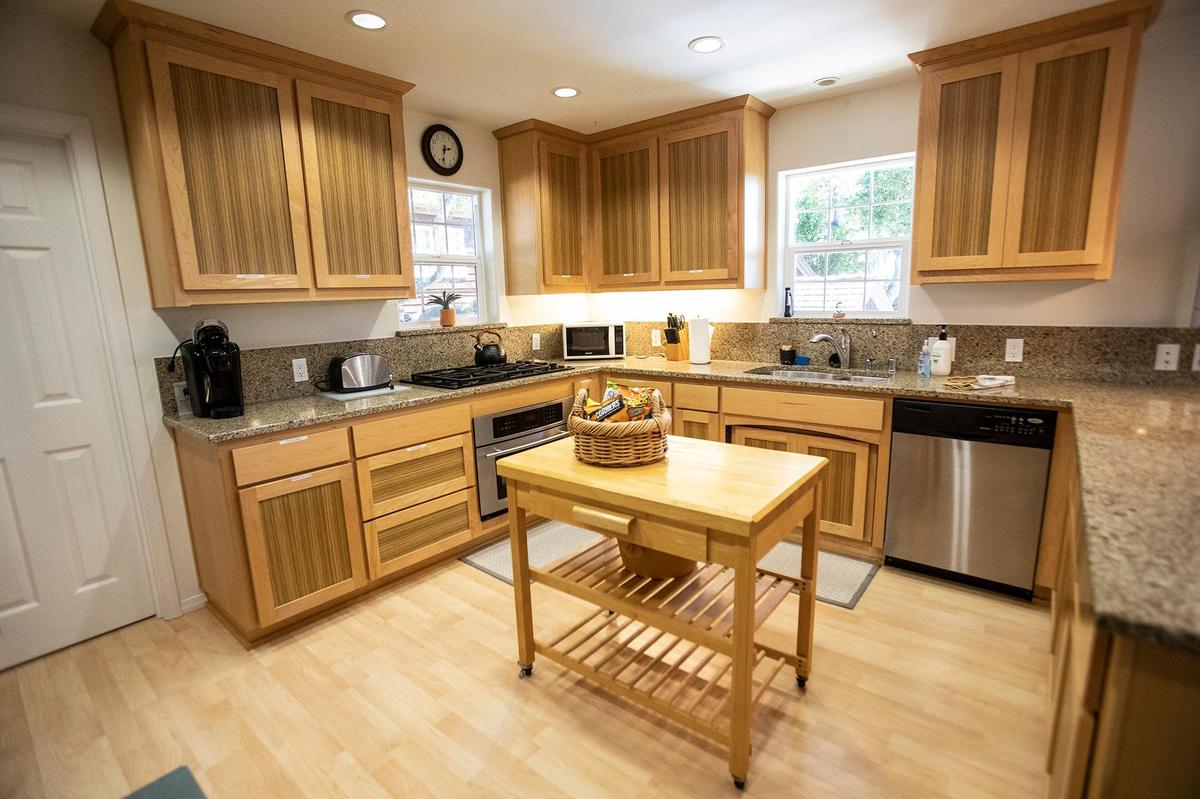Former Pismo City Councimember Shelly Higgenbotham owns this one bedrom AirBnB unit.