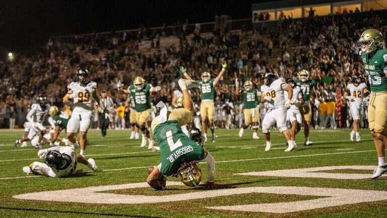 Cal Poly beats Idaho 38-34. See the photos